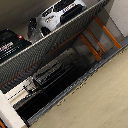 Vienna Citycenter+Terrace+Parking Bagian luar foto