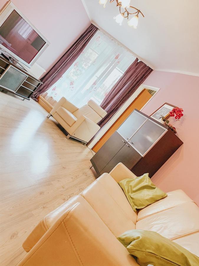 Vienna Citycenter+Terrace+Parking Bagian luar foto