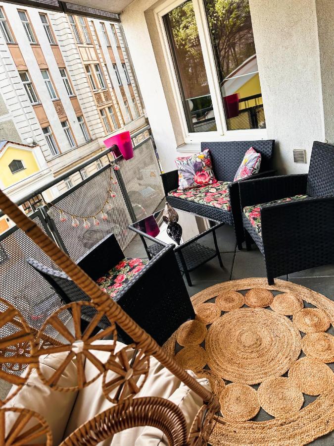 Vienna Citycenter+Terrace+Parking Bagian luar foto